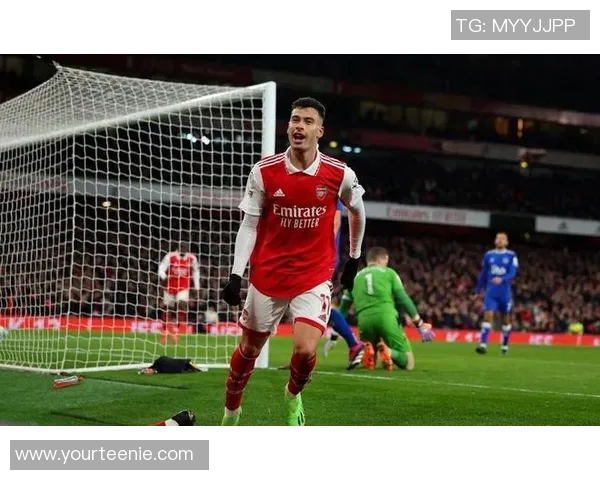 足球评论：南京足球队的快攻得失_1